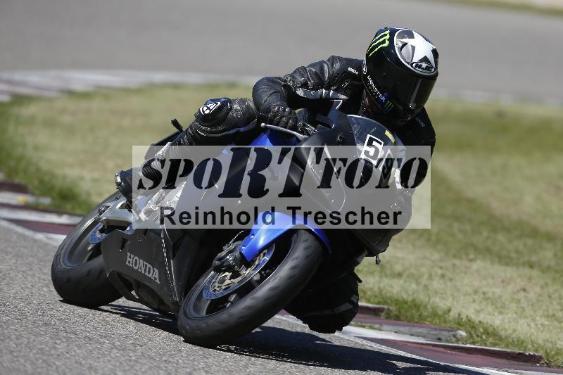/15 22.05.2026  Plüss Moto Sport  Discover the Bike ADR /Gruppe gruen - Bike 1/59